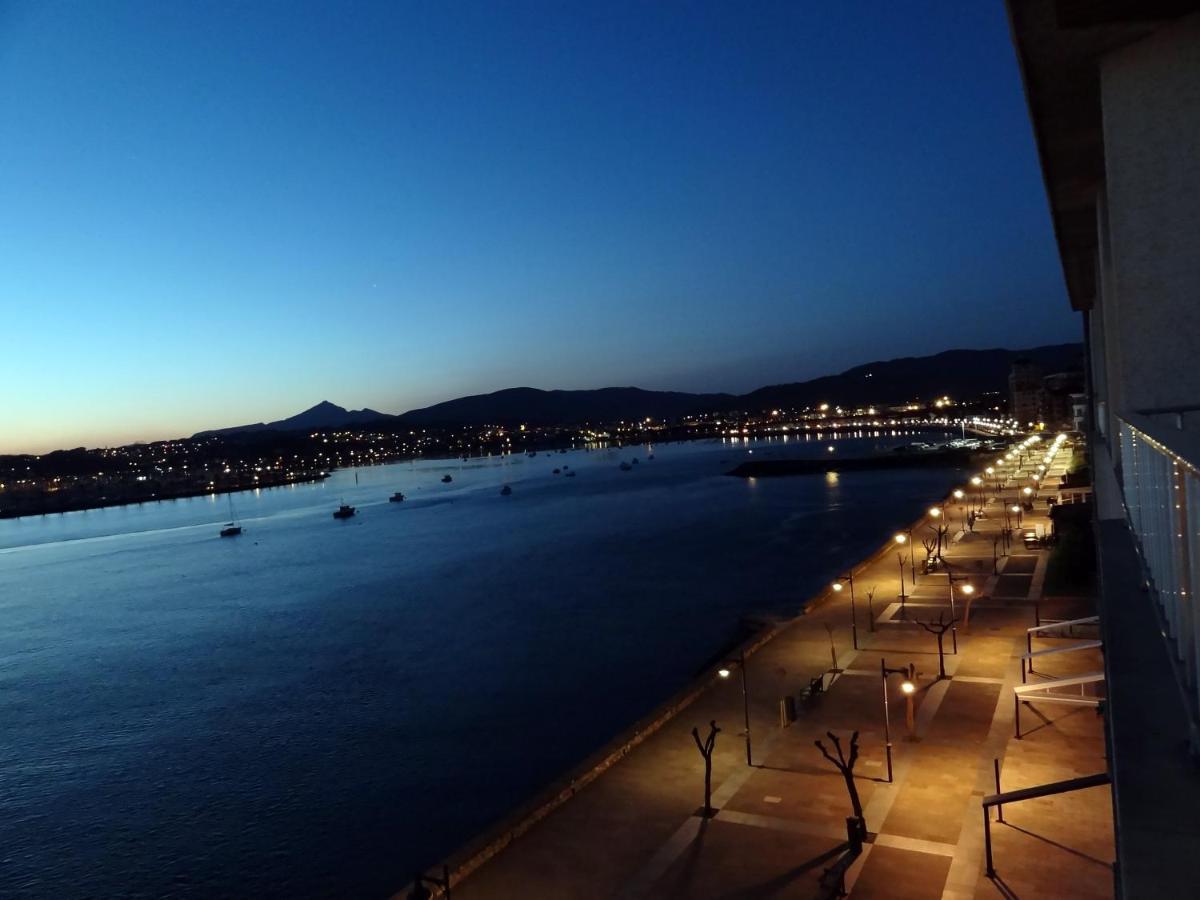 Txingudi By Basquelidays Apartamento Hondarribia Exterior foto